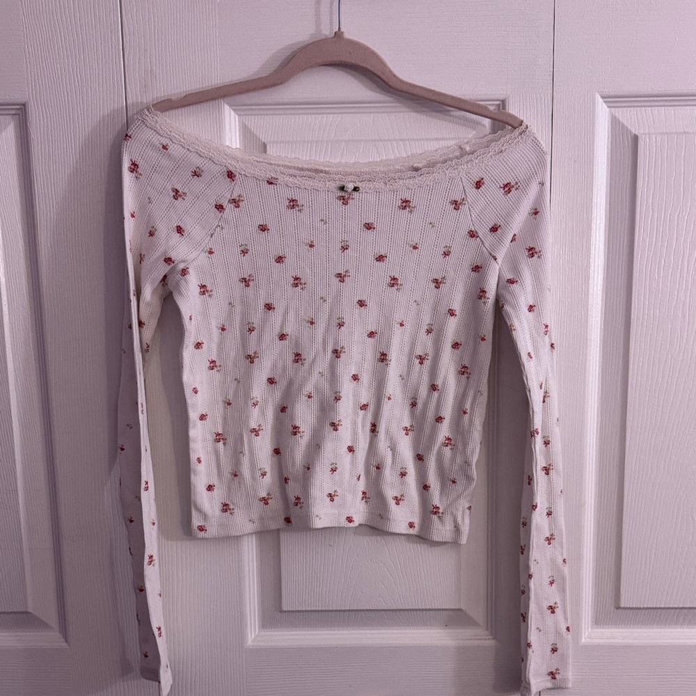 Aeropostale White Floral Long Sleeve Top